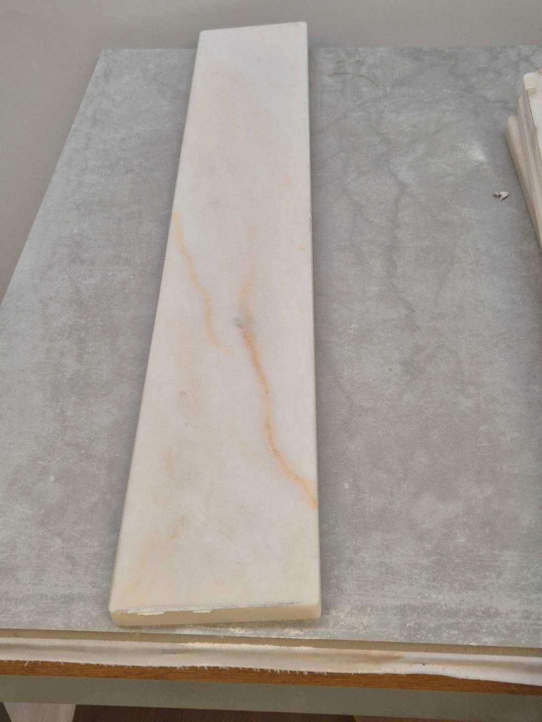 Fönsterbänk 80×13×1,8 cm