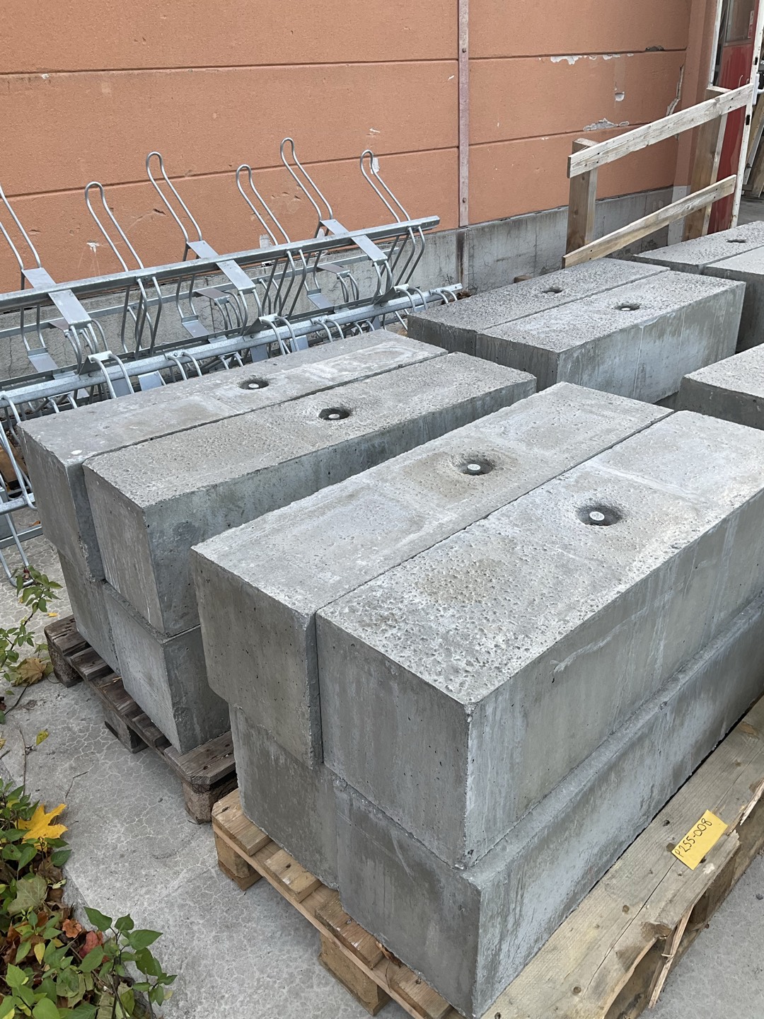 Betongfundament / ballastblock med lyftfäste – 35 st
