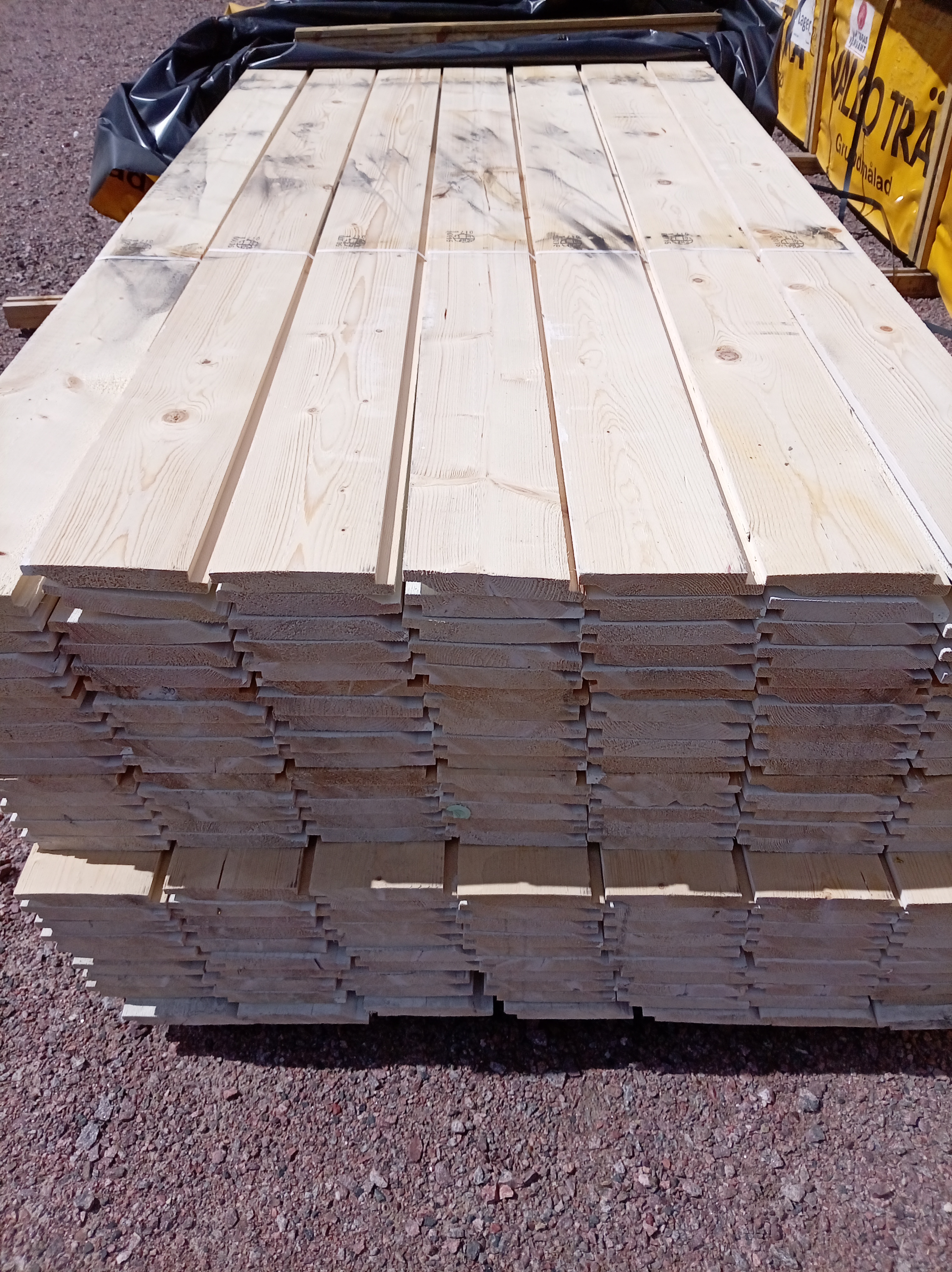 Ytterpanel - Enkelfas fals 22X145X3600 (CMP-G)