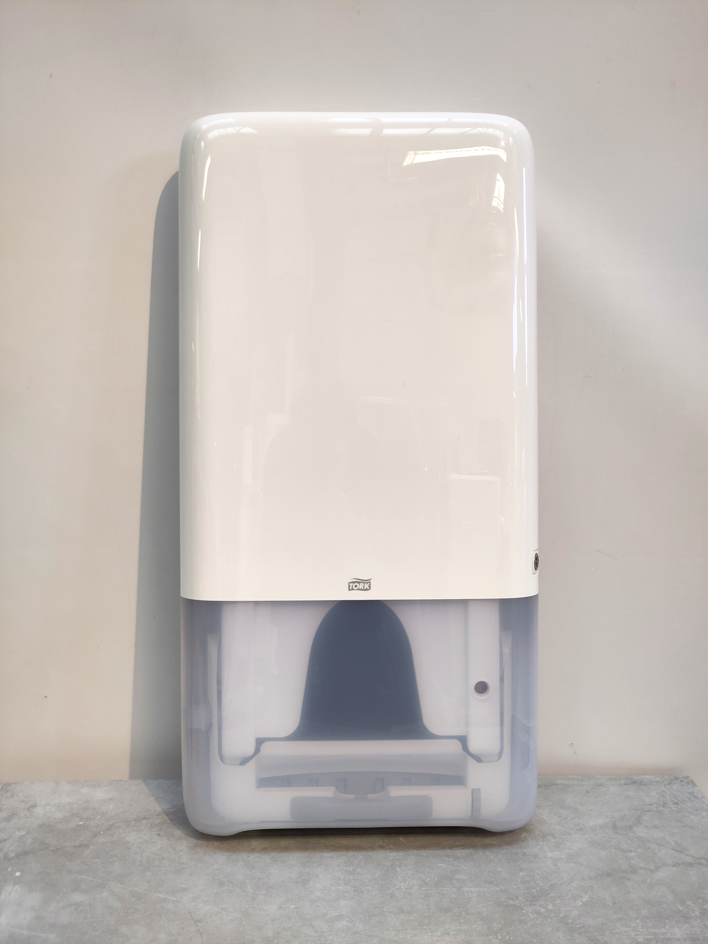 Pappersdispenser 37x73 cm