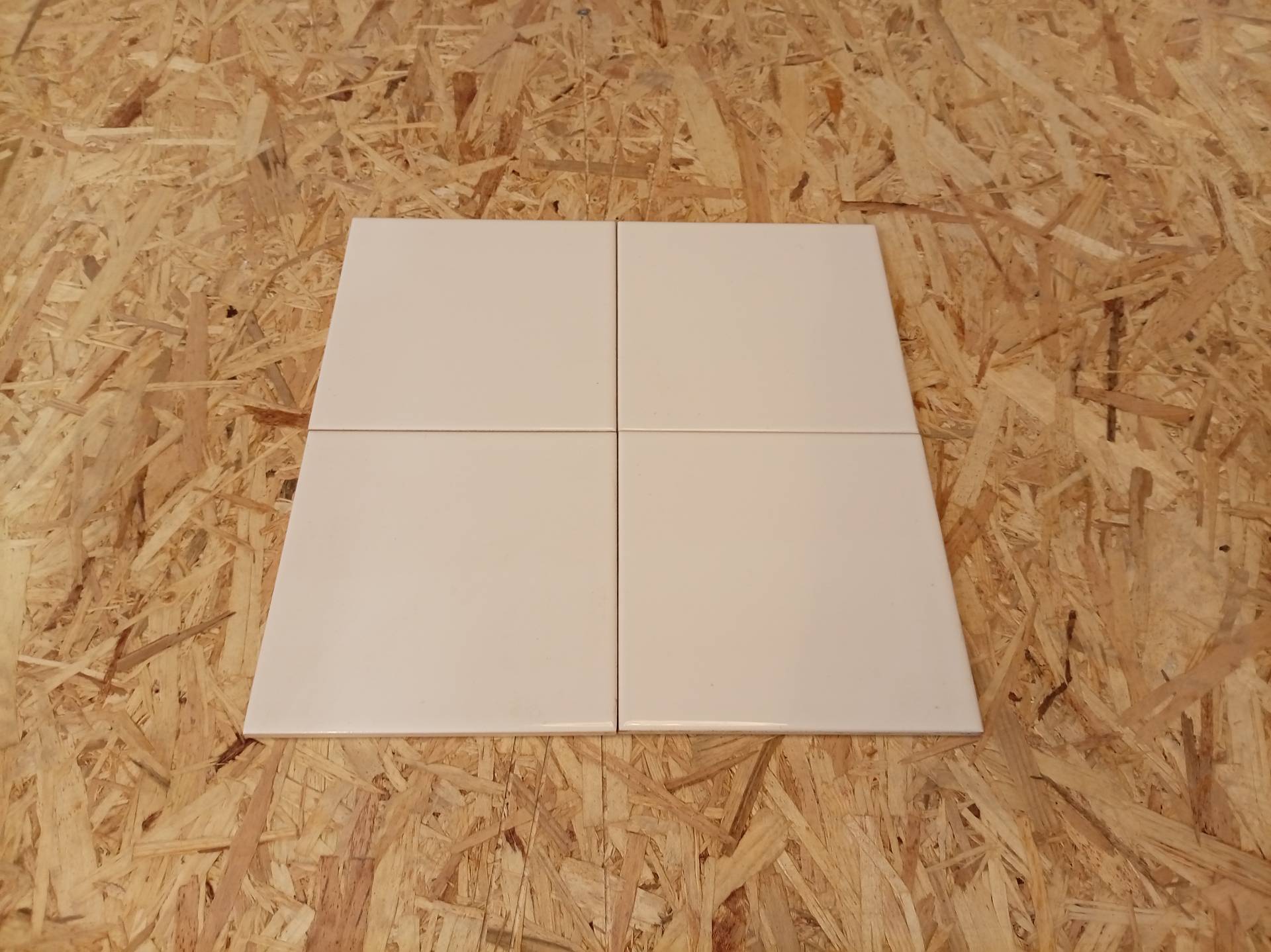 Kakel 15x15cm 6mm tjock