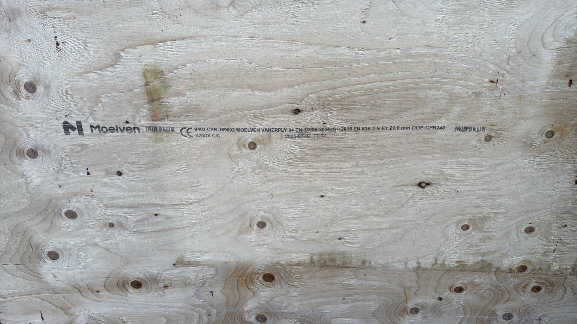 Plywood 21x1200x2500mm