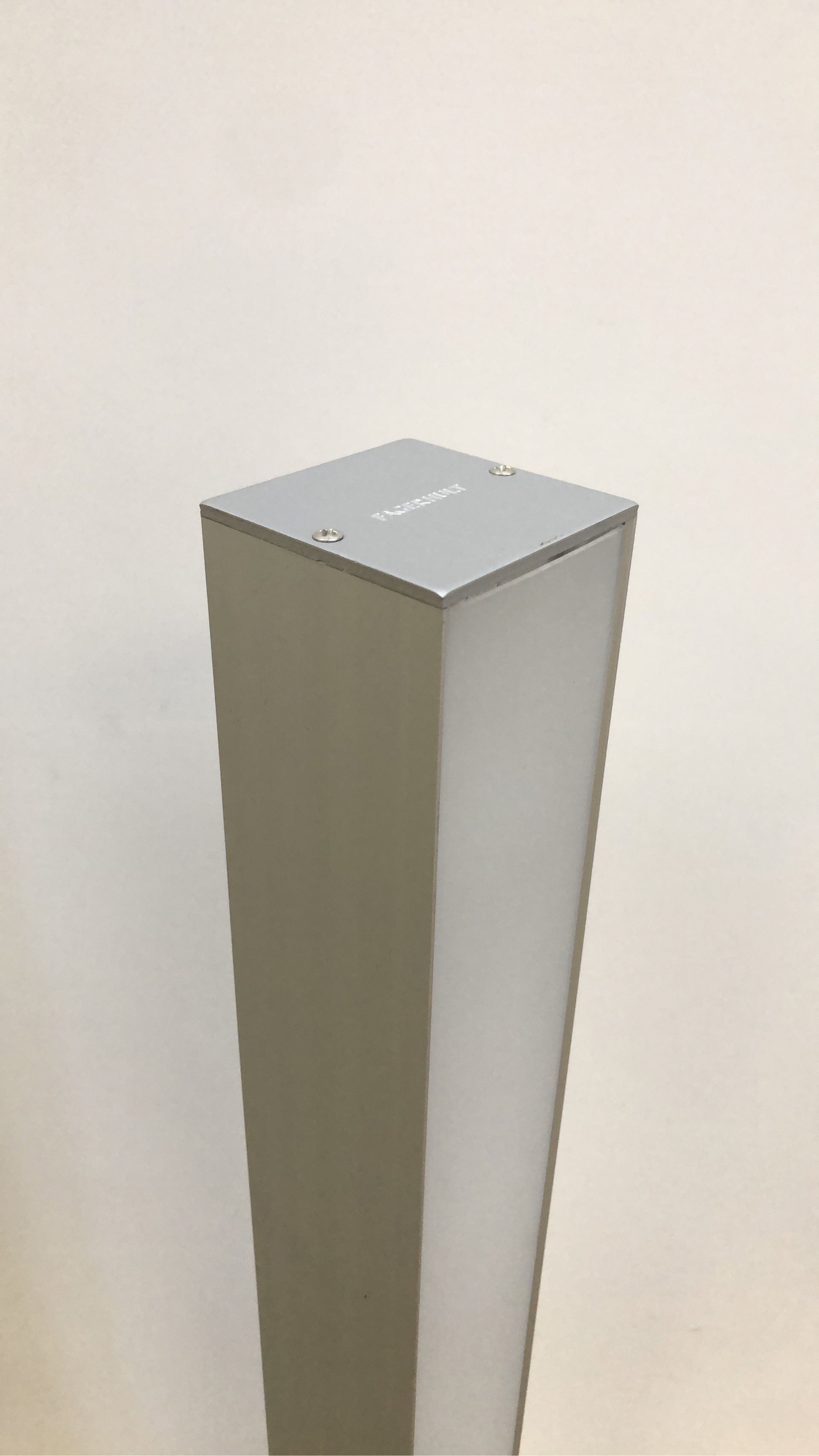 Takbelysning LED 127x6x6 cm