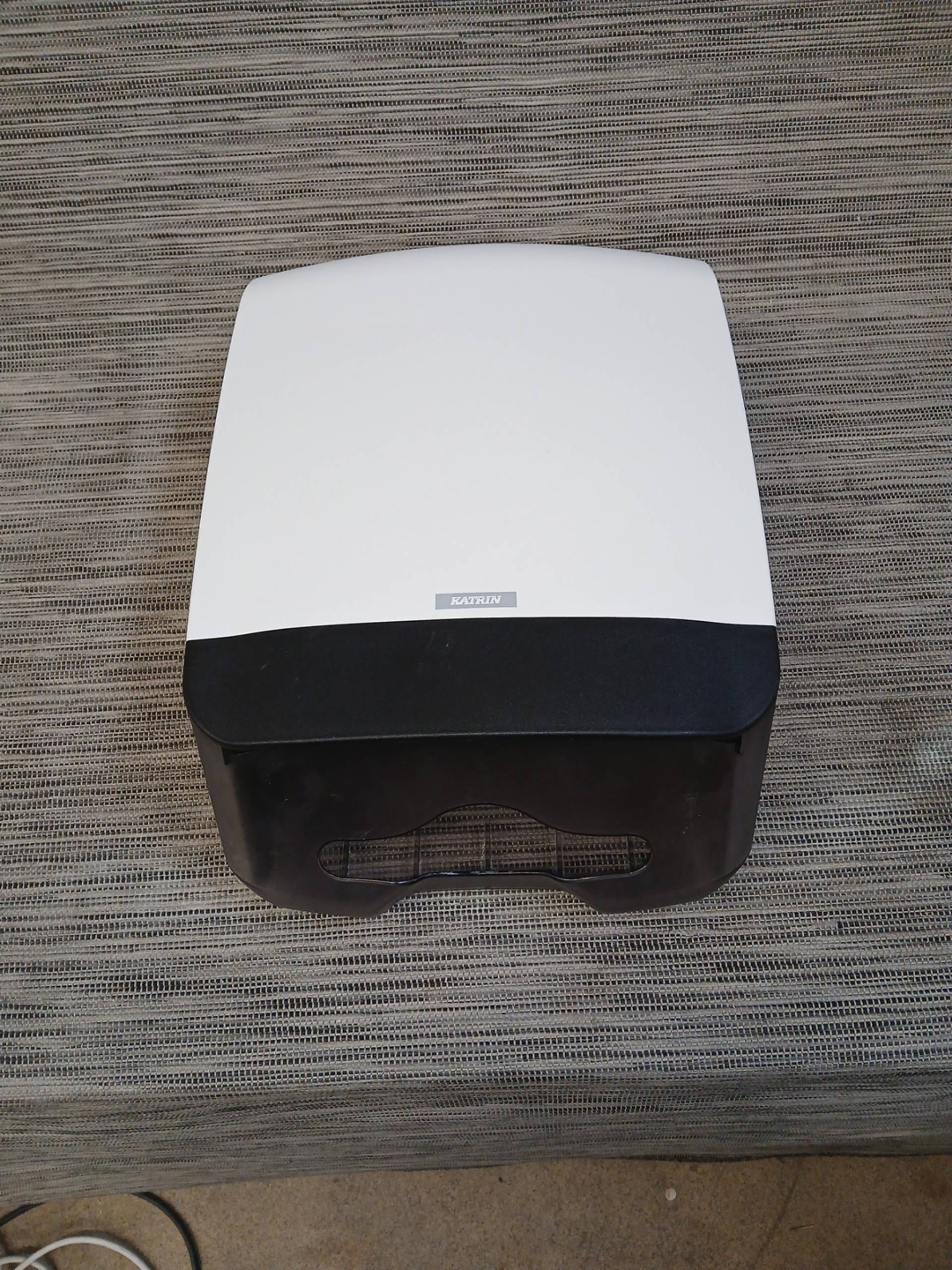 Pappersdispenser