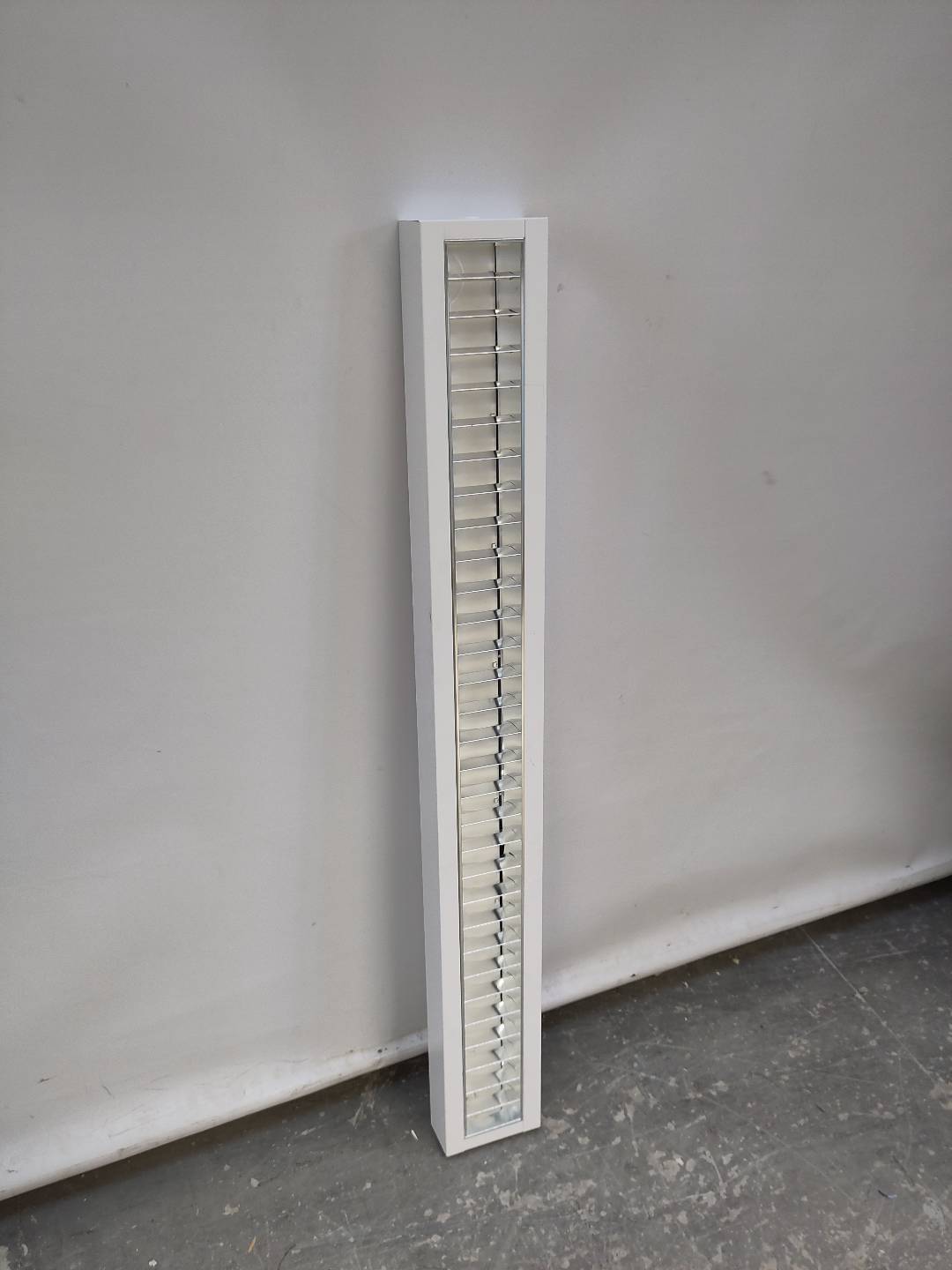 LED-armatur 120x14 cm