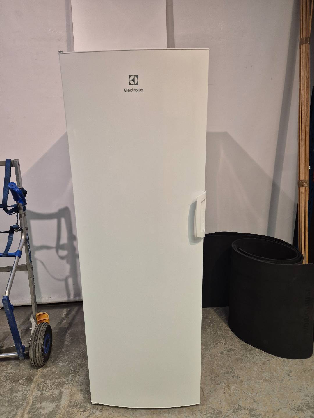 Frysskåp 175cm energiklass C