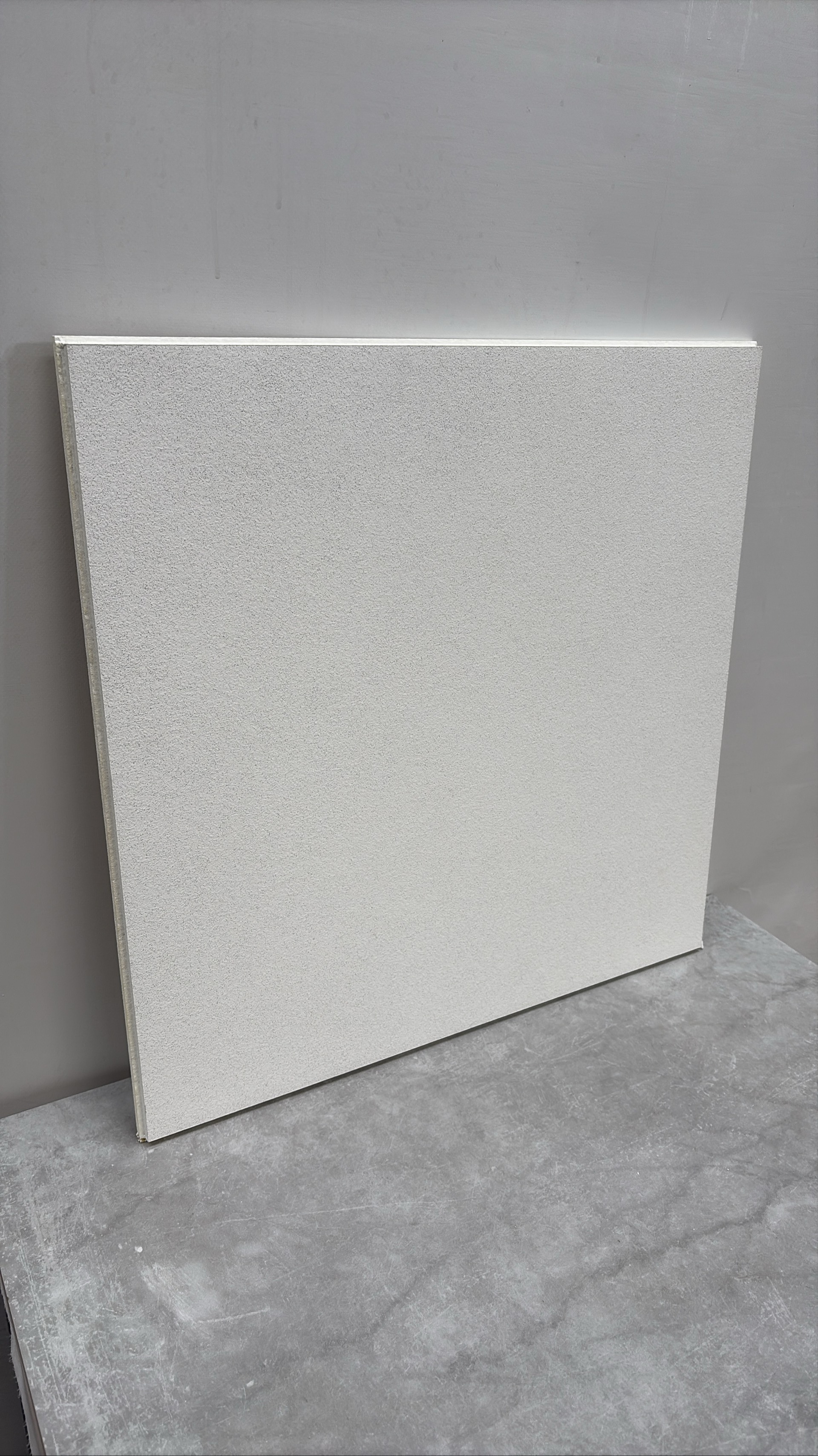 Undertak Glasull 595x595x15
